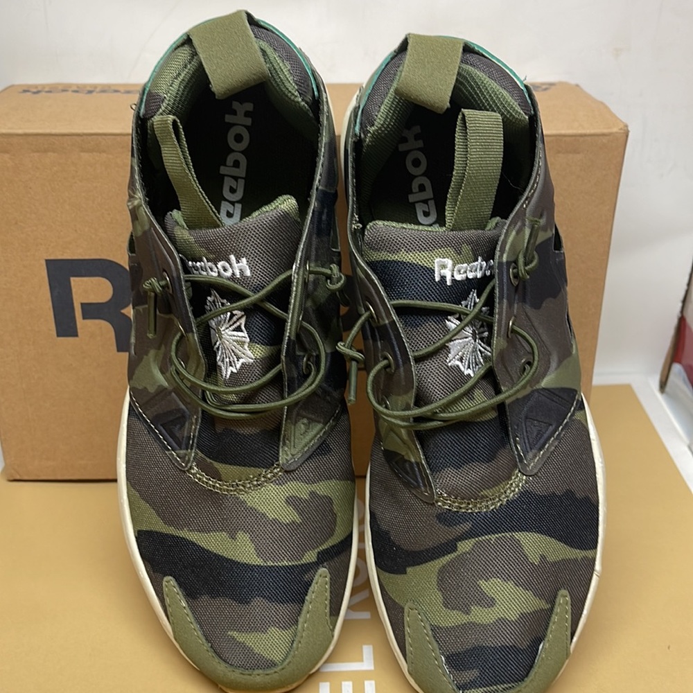 BNIB Men’s  REEBOK CLASSIC FURYLITE SR in The GreenFlower (Camouflage) - Picture 7 of 10